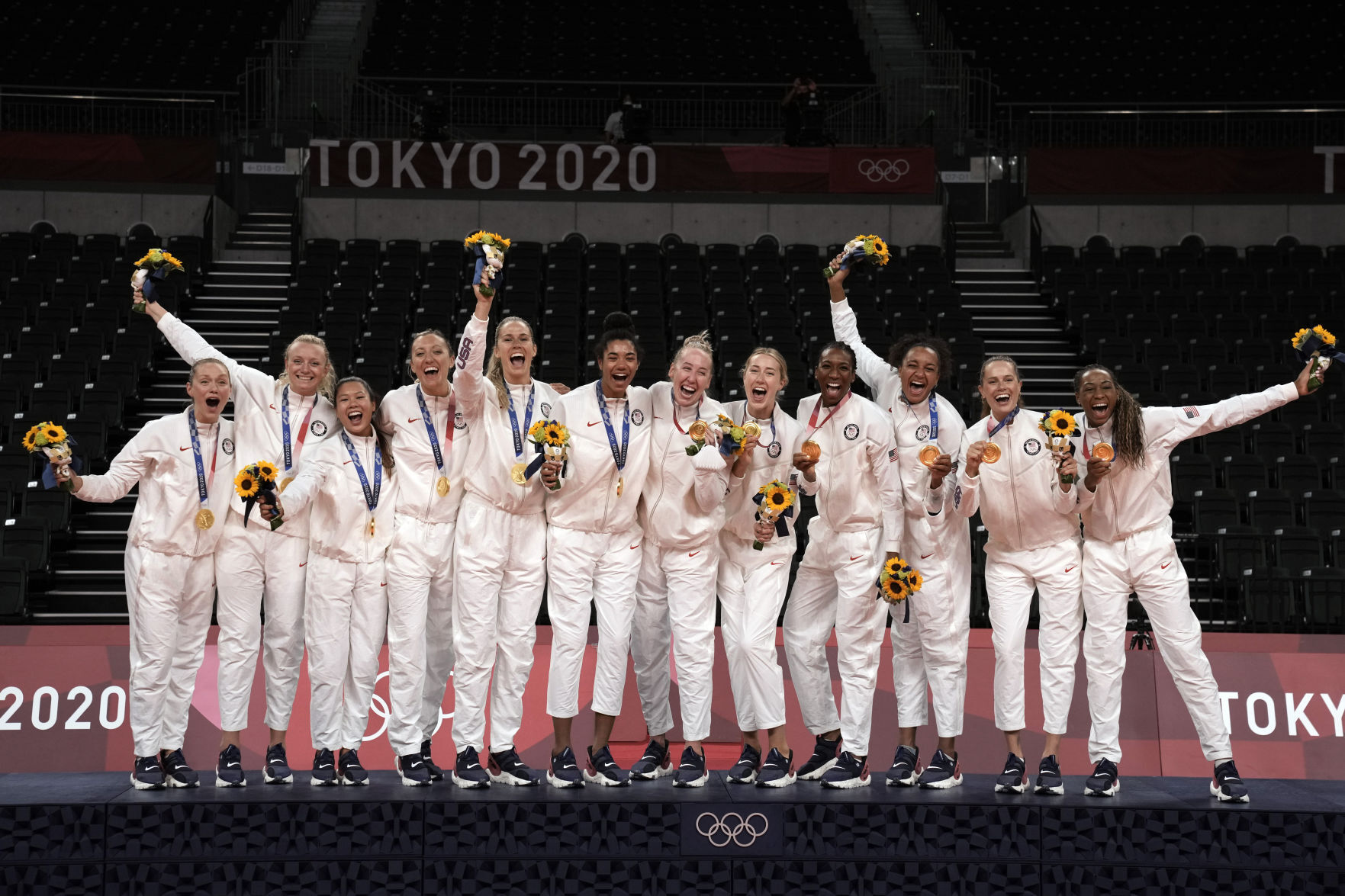 AMERICANS WITH THEIR GOLD MEDALS